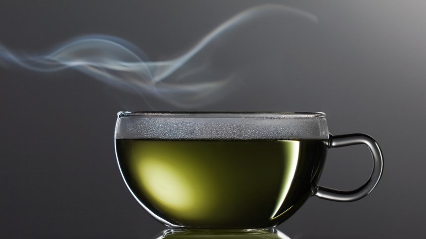 Увеличивает риск в восемь раз: какая еда и напитки могут привести к раку пищевода