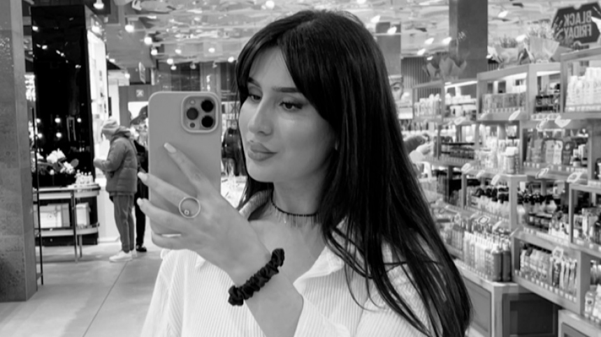 Нашей красавицы больше нет: умерла блогер Крис Мел