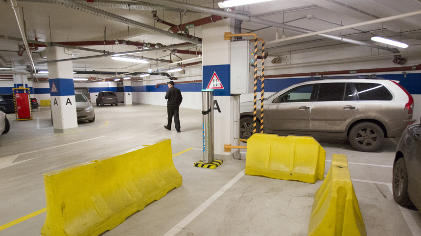 Путин упростил регистрацию прав на машино-места в паркингах