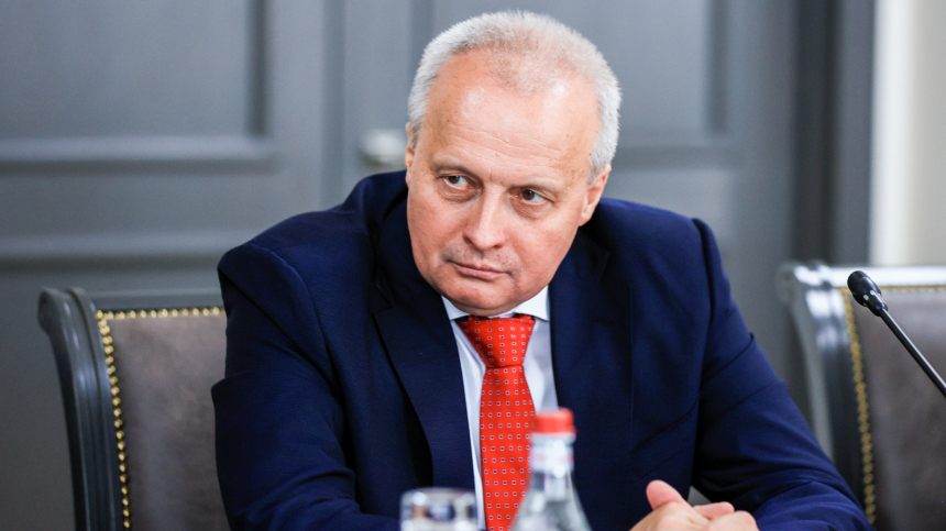 Посол РФ в Армении Сергей Копыркин попал в ДТП из-за непогоды