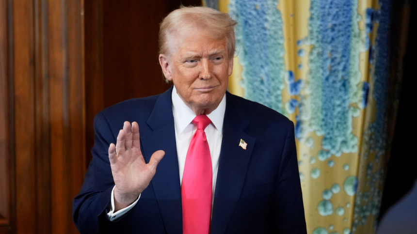 Трамп рассказал, когда планирует провести разговор с Путиным