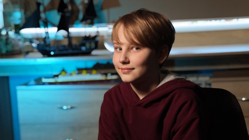 На Пятом канале акция День добрых дел для десятилетнего Андрея