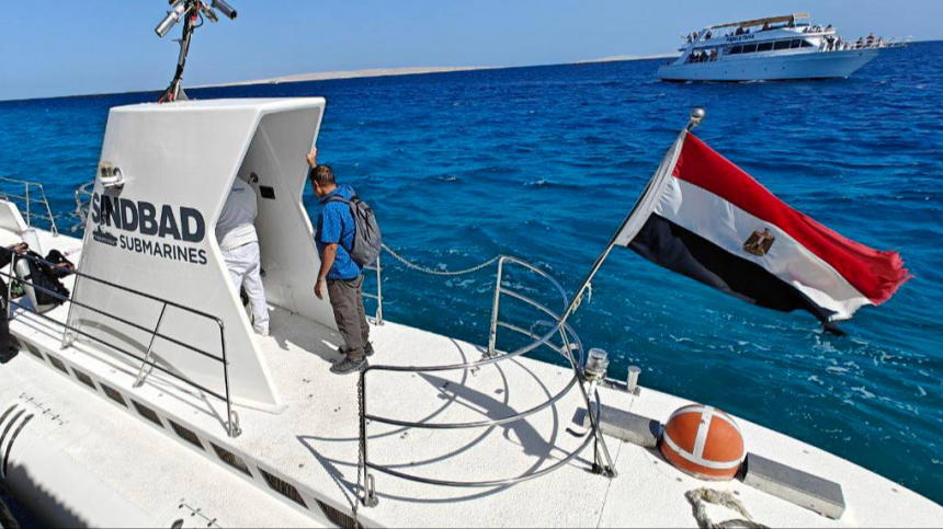 При крушении батискафа в Хургаде погибла жительница Выборга с двумя детьми