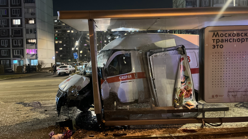 Начала вилять: очевидец ДТП со скорой помощью рассказал подробности