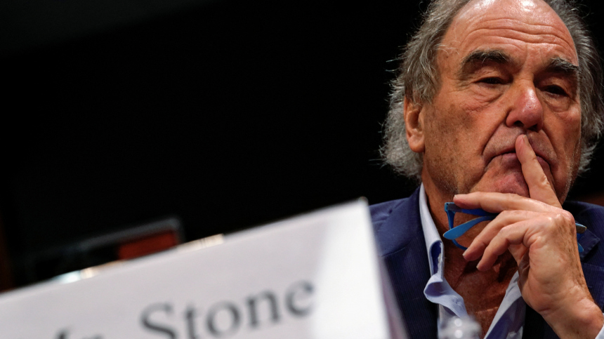 Грязные следы: Оливер Стоун призвал конгресс США возобновить расследование убийства Кеннеди