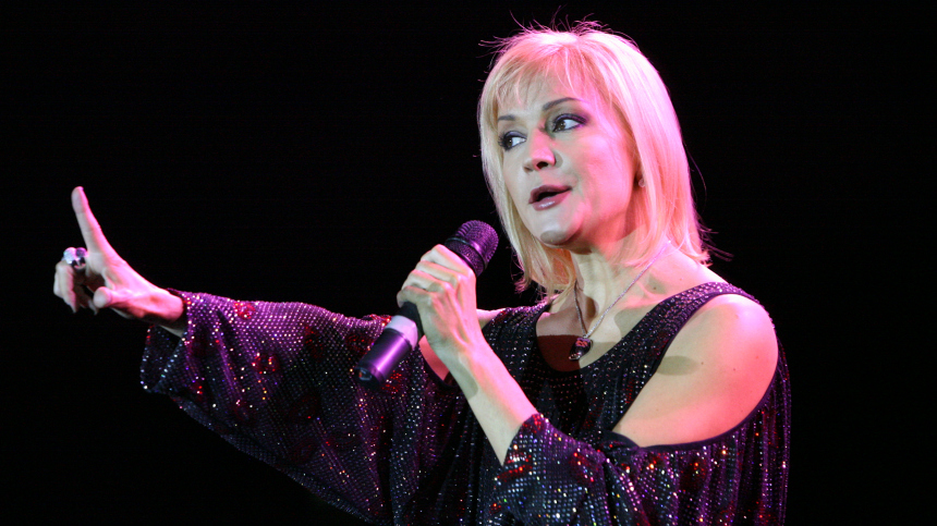 Счастье выглядит так: сына Булановой засняли в компании его скрытной сестры