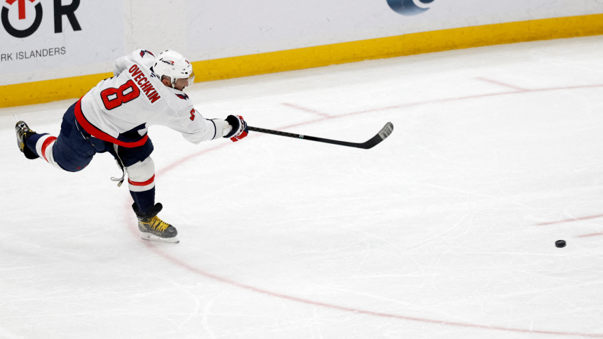 На высокой ноте: Овечкин забил Питтсбургу и обновил свой рекорд