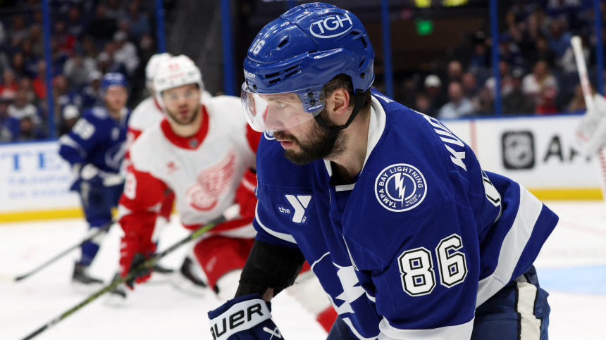 Российский хоккеист Кучеров стал трехкратным обладателем Арт Росс Трофи