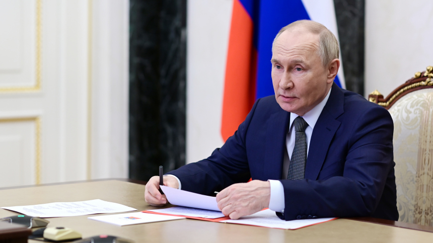 Путин упростил получение гражданства РФ жителям Абхазии и Южной Осетии