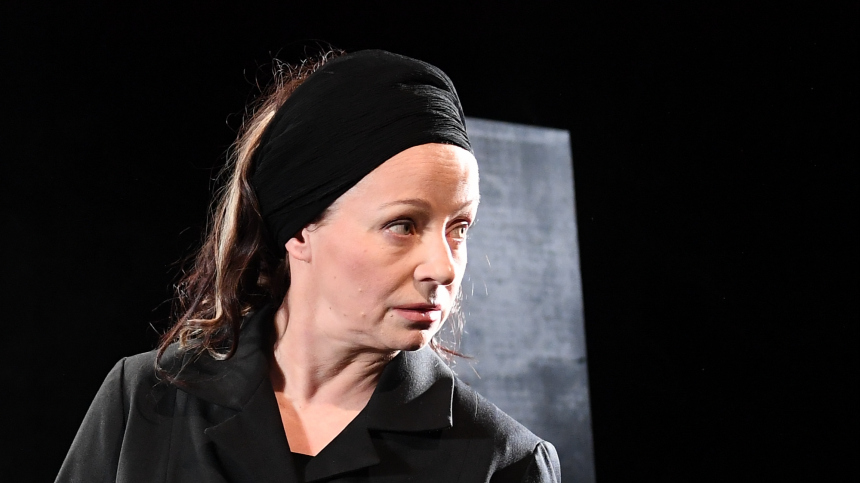 Она машет на прощание: коллеги Добровольской о ее последней роли в кино