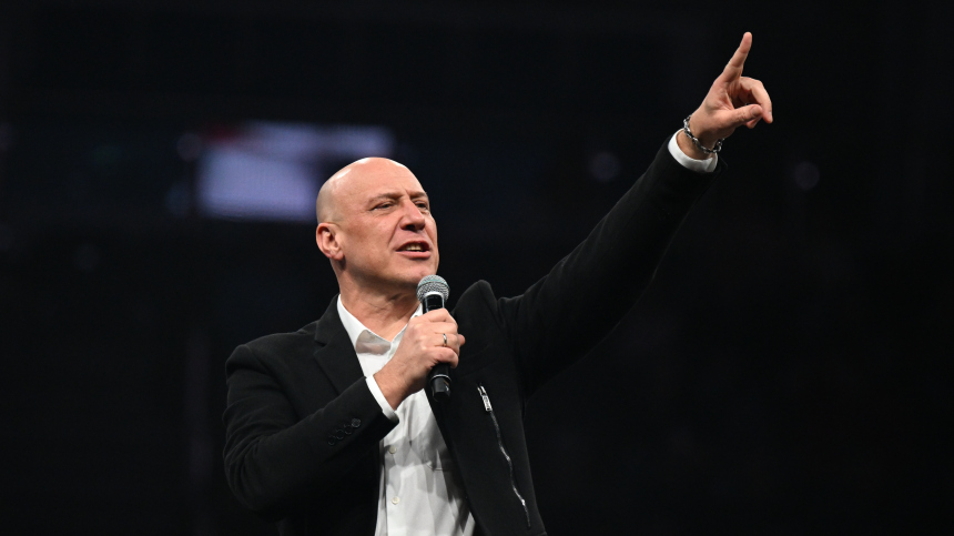 Народ не простит: Майданов высказался о беглых иноагентах