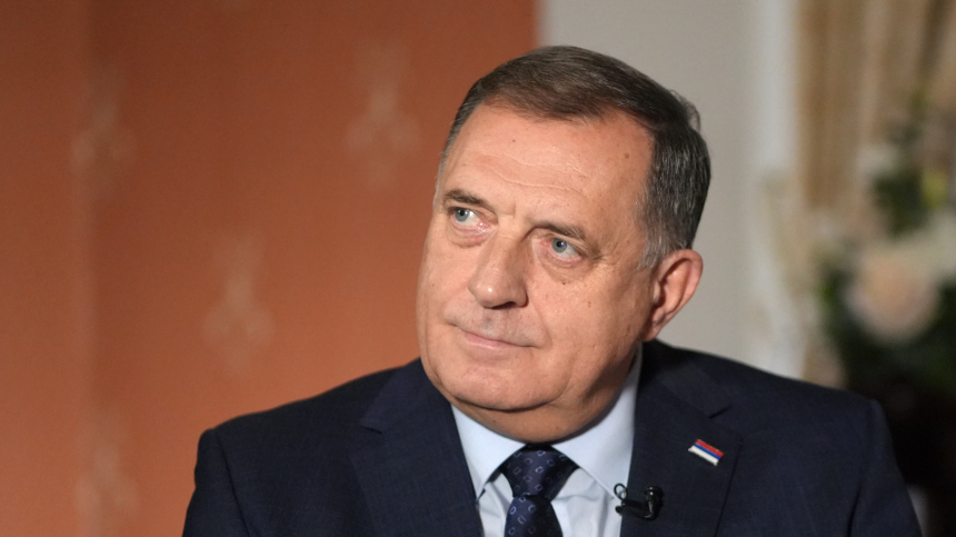 Президент Республики Сербской Додик поздравил россиян с Днем России