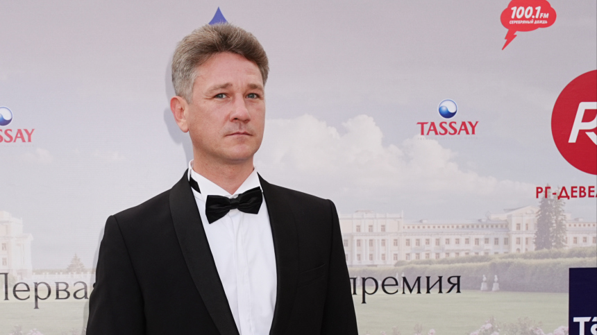 Смотрите по сторонам: Антон Шагин рассказал о настоящей любви вне интернета