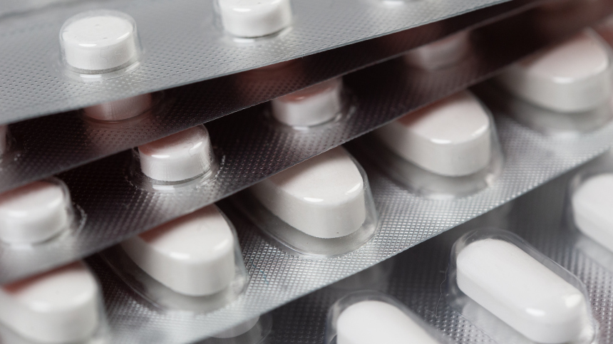 Компаниям разрешили импортировать в РФ незарегистрированные медикаменты