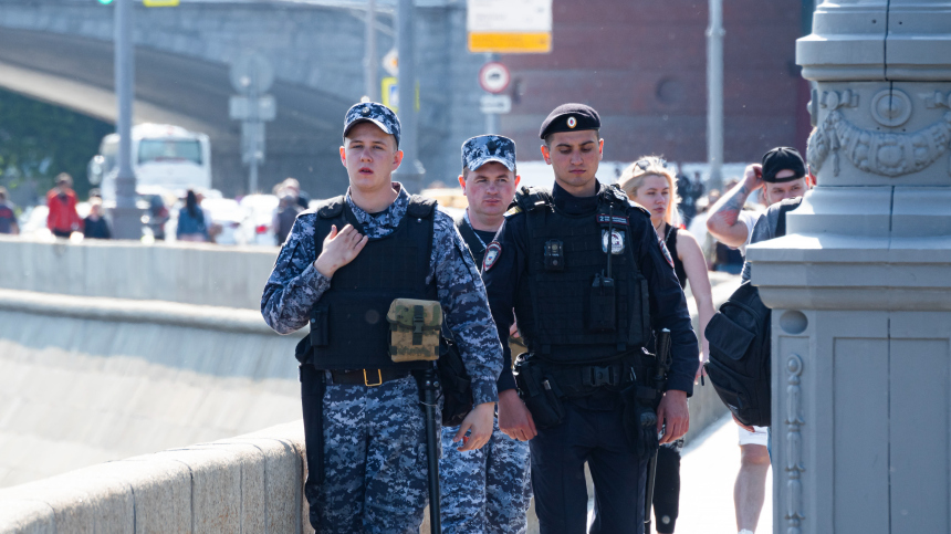 Последствия пикапа: задержали домогавшегося девушек в Москве ученика Лесли