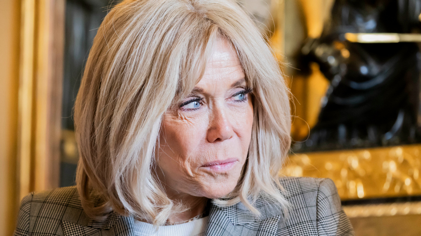 Планирующий дать интервью о поле Брижит Макрон хирург найден мертвым в Париже