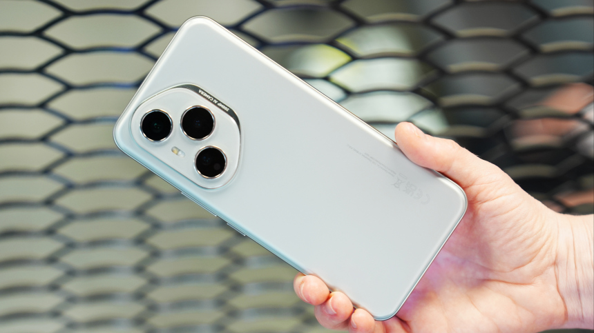 В России запретят продажу смартфонов без доступа к RuStore