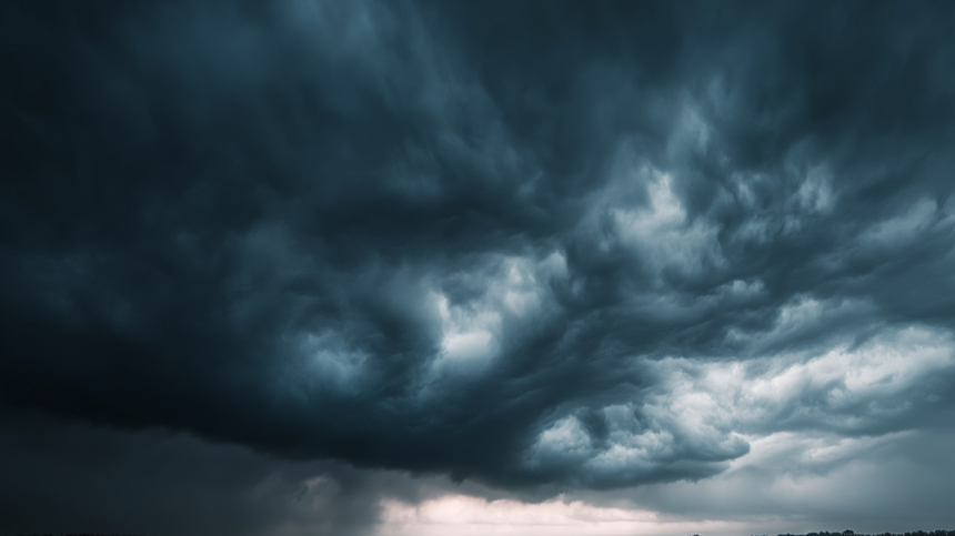 Как в тропиках: на Хабаровск обрушился ураган и ливень