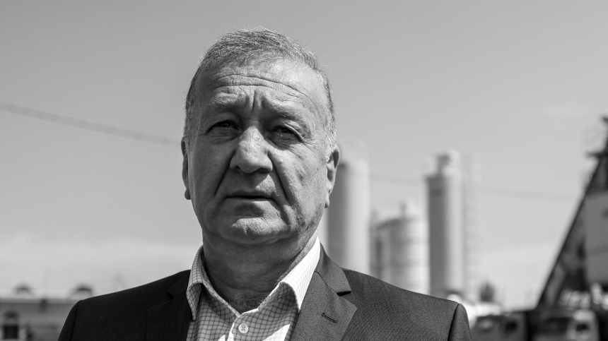 При взрыве в Луганске погиб экс-глава городской администрации Пилавов