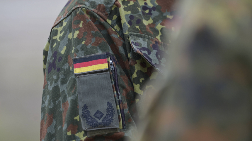 «В отрыве от исторической логики»: политику Германии сравнили с холодной войной