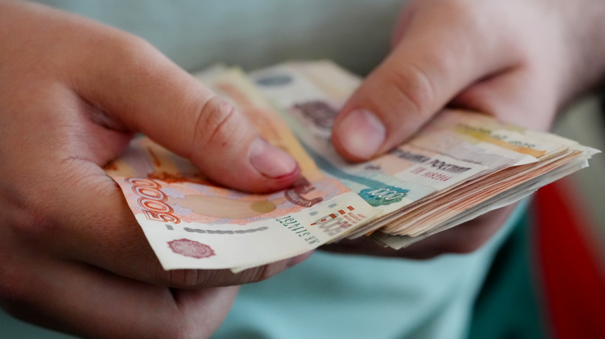В России могут начать штрафовать за передачу номера другому лицу
