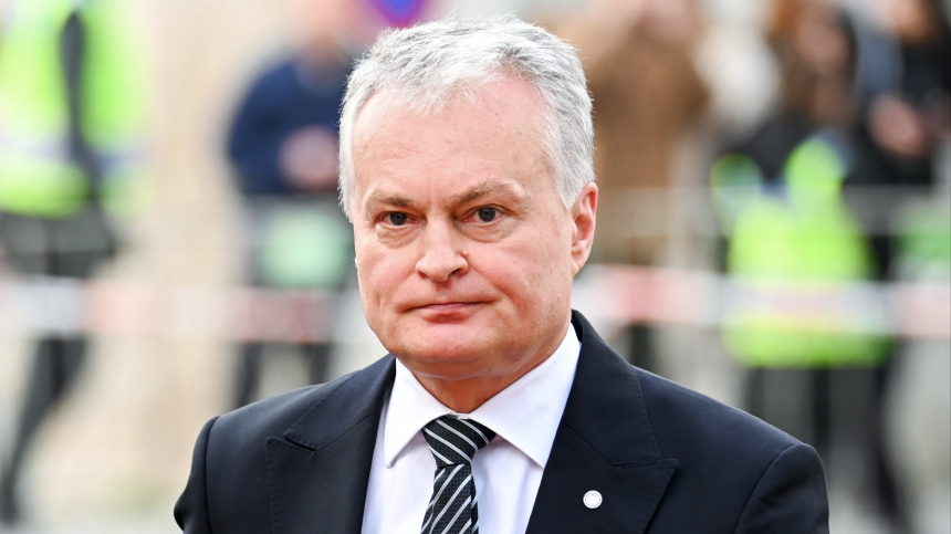 Президент Литвы потребовал объяснений или увольнения от премьера Палуцкаса