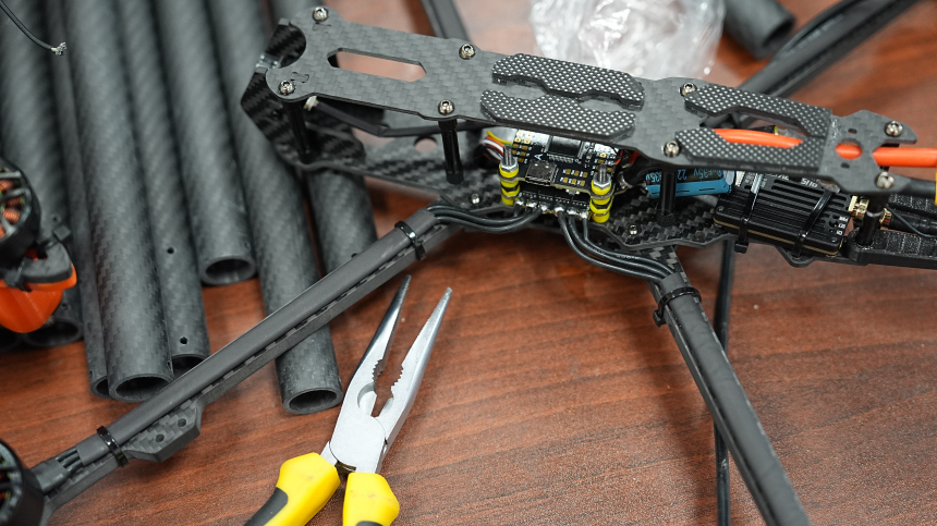 Студенты из Крыма открыли производство деталей для БПЛА