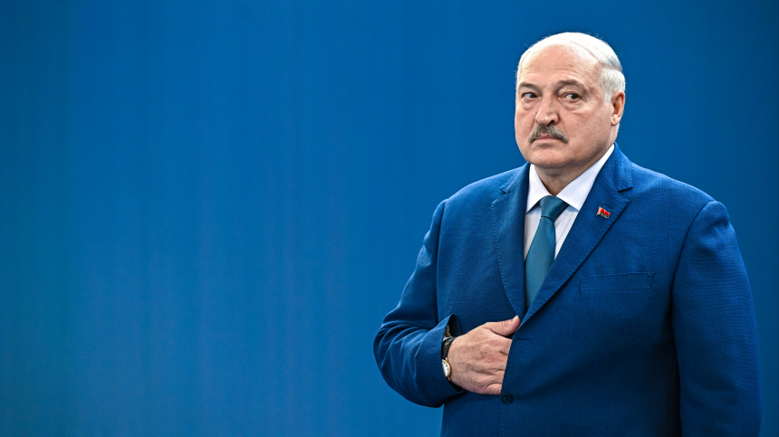 Лукашенко подарит коллегам мешки с картошкой в ходе визита в Китай