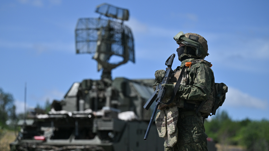 Силы ПВО сбили 32 украинских беспилотника над Крымом и Черным морем