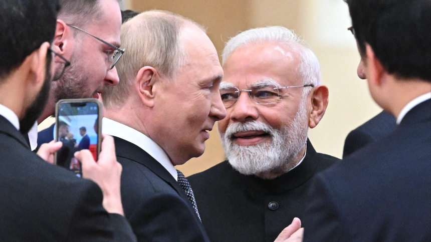 Путин пообщался с Си Цзиньпином и Моди перед началом заседания ШОС