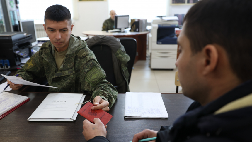 Минобороны предложило изменить список запрещающих службу по контракту болезней