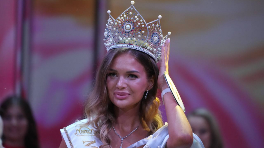 Позор: Анна Линникова разнесла победительницу Мисс Россия  2025