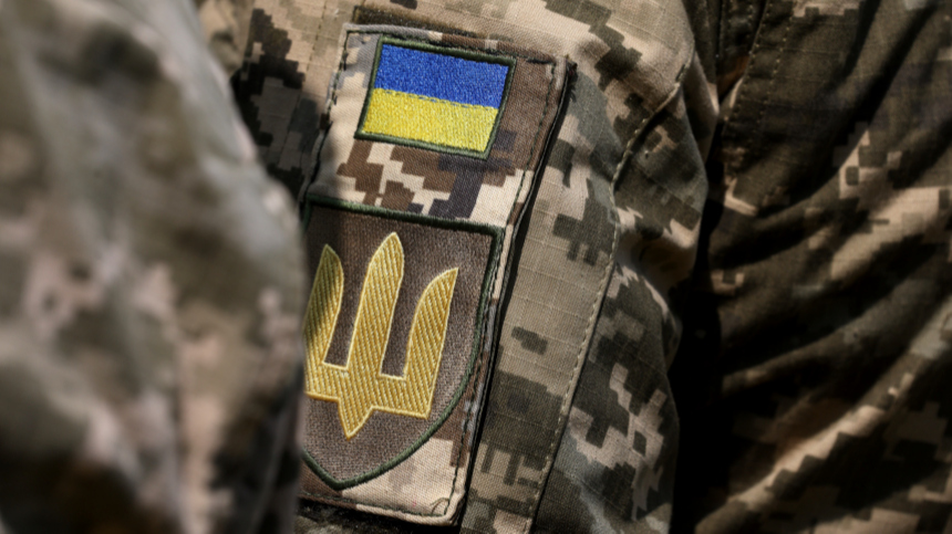 Молодые девушки и старики стали новобранцами ВСУ