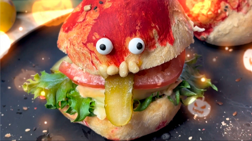 Сладкие пауки и бургеры-монстры: простые рецепты блюд на Хэллоуин