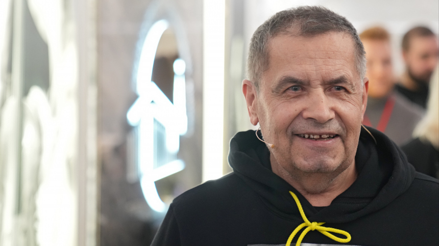 Внешне похож: Расторгуев оценил работу сына в этно-опере Князь Владимир