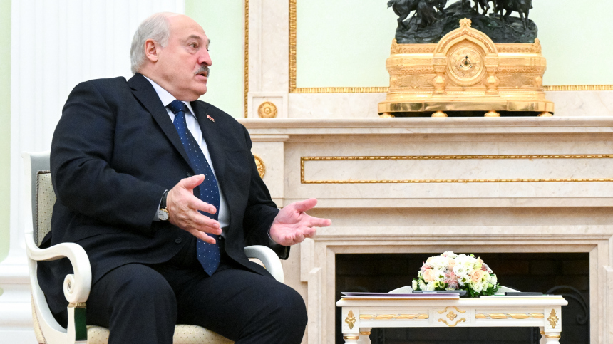 Лукашенко призвал закончить конфликт на Украине прямо сейчас