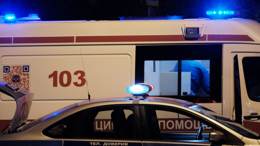 Два человека погибли при опрокидывании автобуса в Амурской области