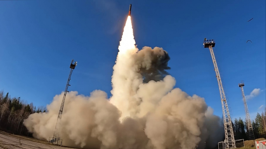 Россия провела испытания перспективных образцов вооружения