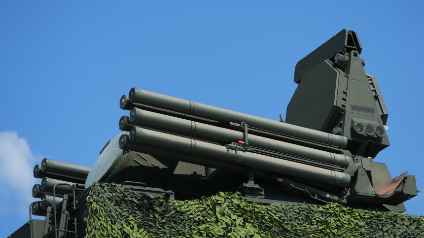 Силы ПВО России за минувшую ночь сбили 193 украинских дрона над регионами РФ