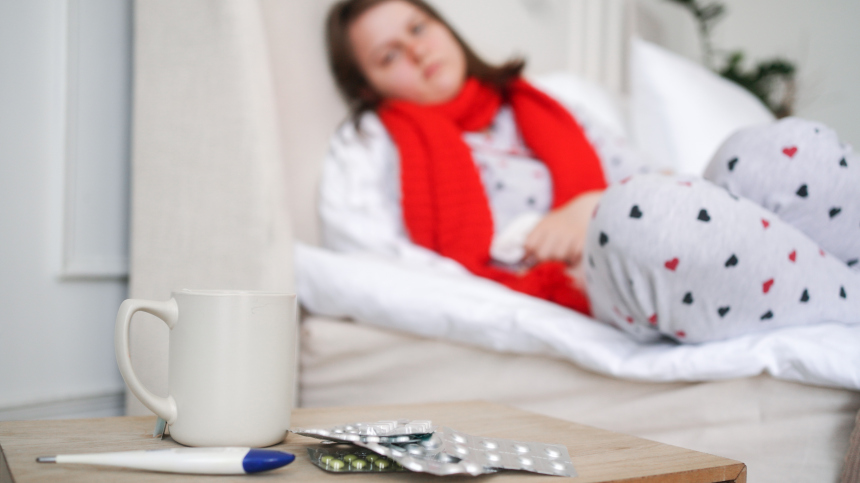 Бессмысленно и опасно: каких ошибок стоит избегать при лечении первых симптомов простуды