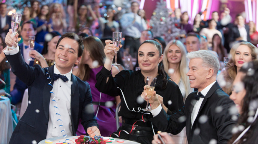 Мерцающий мост между эпохами: удивительная судьба Голубого огонька