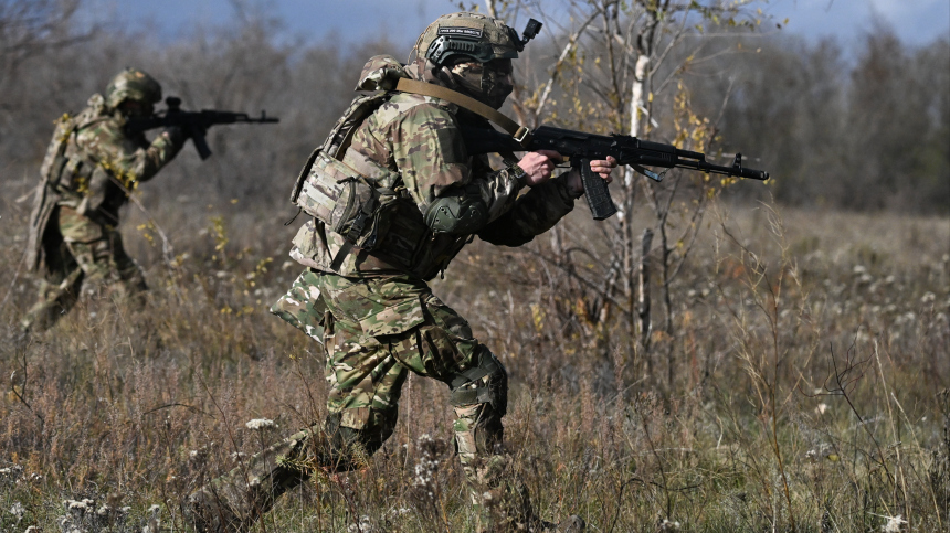 Минобороны показало работу российских разведчиков. Лучшее видео из зоны СВО