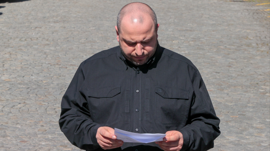 Умеров заявил о планах возобновить переговоры по обмену пленными