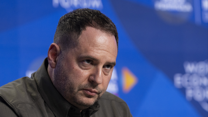 Глава офиса Зеленского может быть причастным к схемам его друга-коррупционера