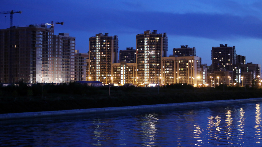 Петербурженка прыгнула в канал ради спасения маленькой дочери