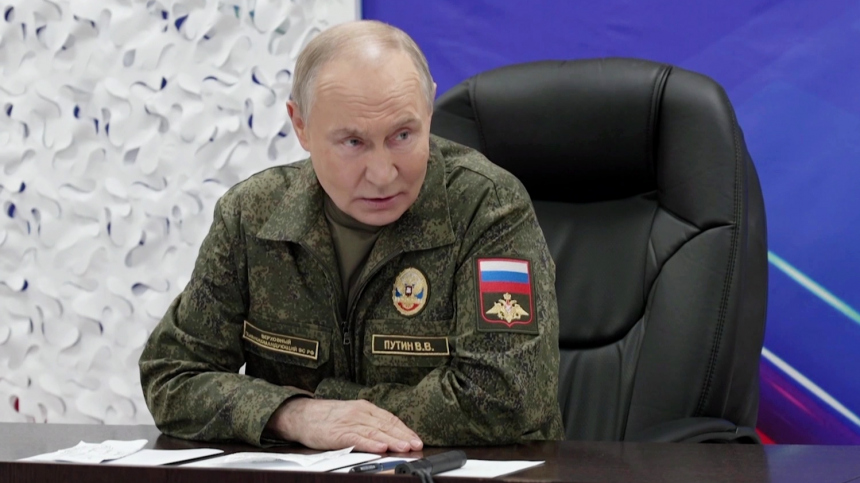 Путин посетил командный пункт группировки войск Запад