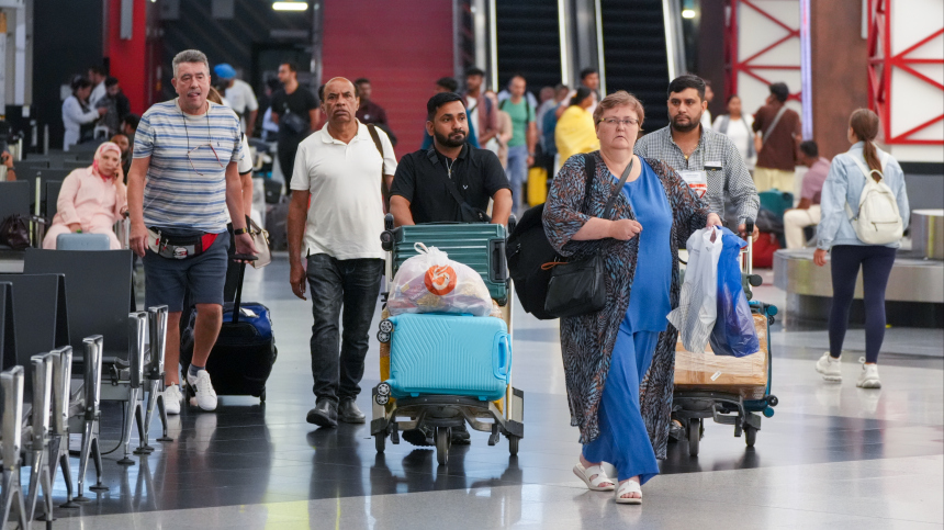 Стабильно увеличивается: посол сообщил о росте турпотока между РФ и Алжиром