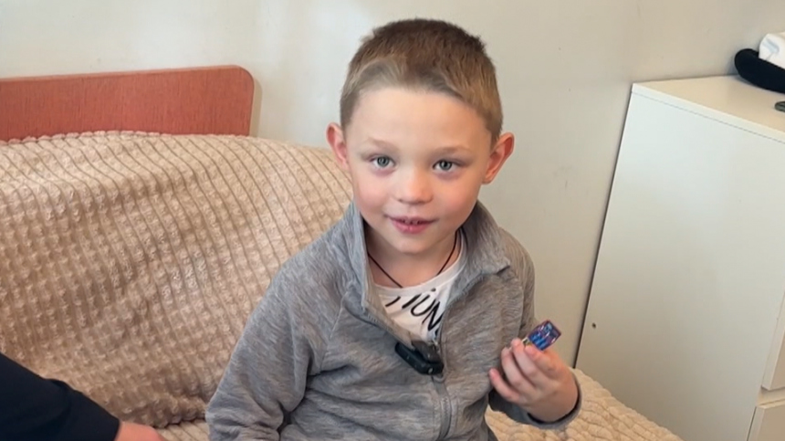 На Пятом канале акция День добрых дел для шестилетнего Никиты