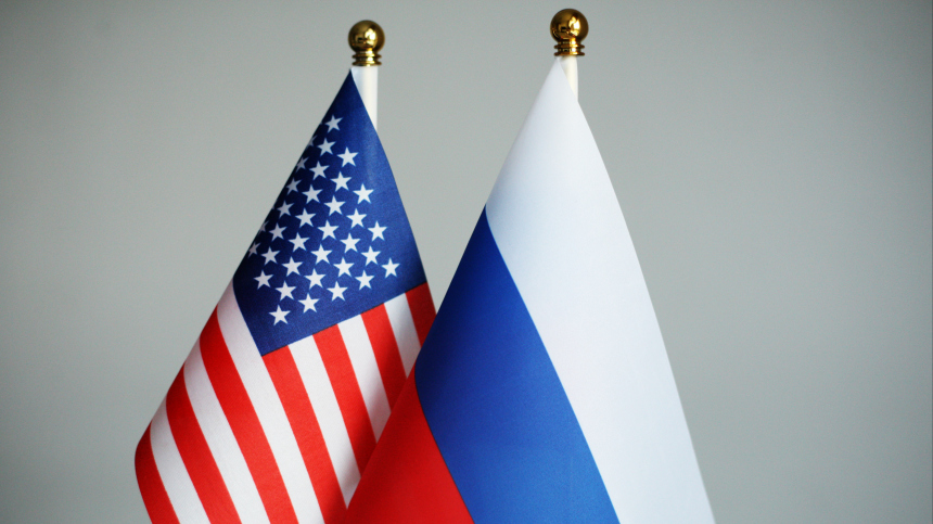 Песков: контакты между Россией и США продолжаются