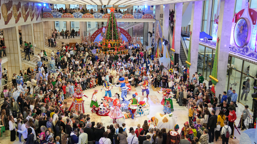 Главная елка России: как попасть на новогодний праздник в Кремль